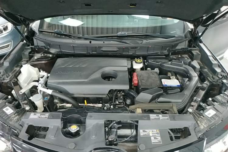 Used Renault Koleos 2018 2.0L Two-Wheel Drive 120th Anniversary Limited Edition Engine Bay
