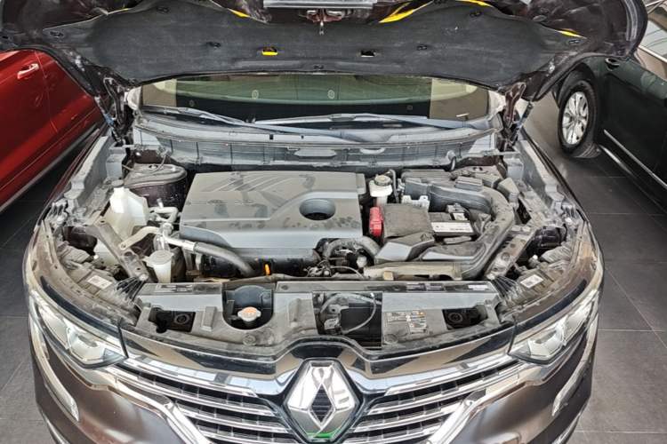 Used Renault Koleos 2018 2.0L Two-Wheel Drive 120th Anniversary Limited Edition Engine Bay