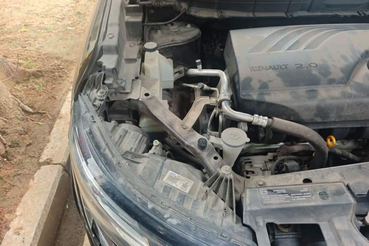 Used Renault Koleos 2018 2.0L Two-Wheel-Drive Luxury Edition Engine Bay Right