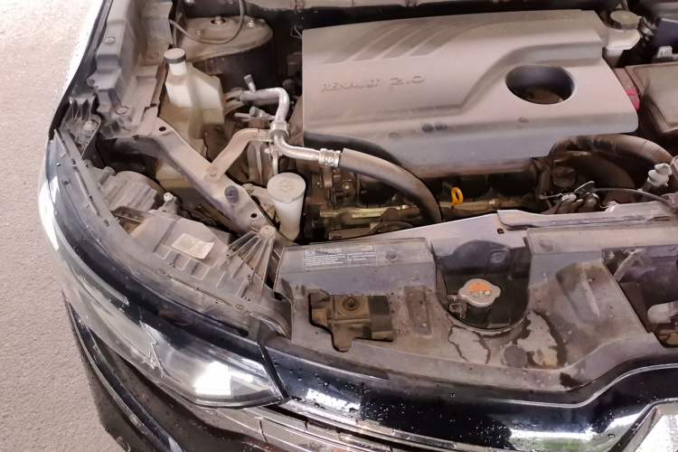 Used Renault Koleos 2018 2.0L Two-Wheel-Drive Luxury Edition Engine Bay Right
