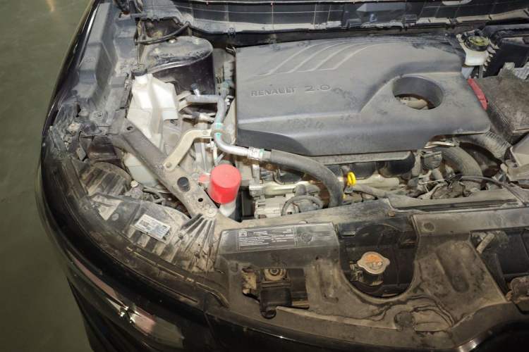 Used Renault Koleos 2018 2.0L Two-Wheel Drive Comfort Edition Engine Bay Right