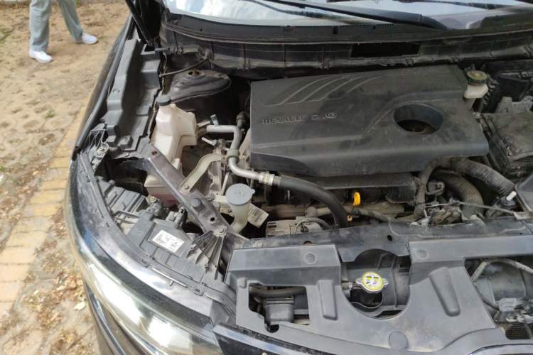 Used Renault Koleos 2018 2.0L Two-Wheel Drive 120th Anniversary Limited Edition Engine Bay Right
