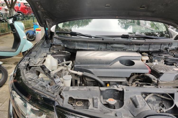 Used Renault Koleos 2018 2.0L Two-Wheel Drive 120th Anniversary Limited Edition Engine Bay Right
