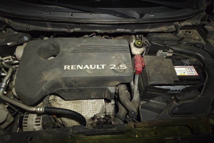 Used Renault Koleos 2018 2.5L Two-Wheel Drive 120th Anniversary Limited Edition Engine Bay