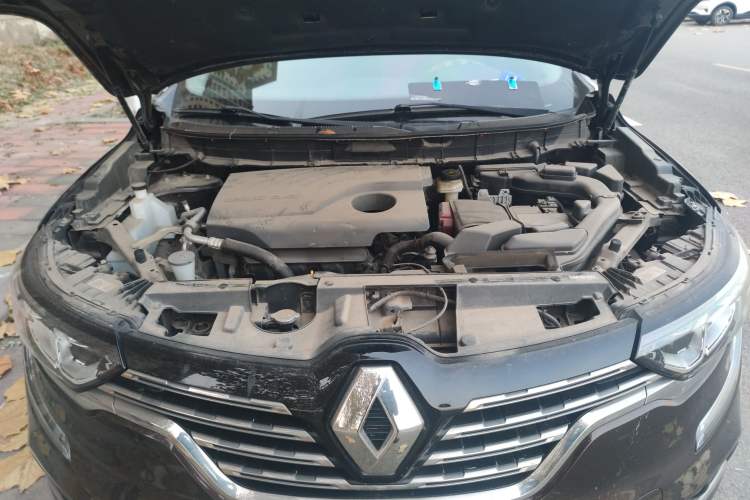 Used Renault Koleos 2018 2.0L Two-Wheel-Drive Luxury Edition Engine Bay