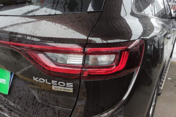 Used Renault Koleos 2018 2.0L Two-Wheel Drive Leading Edition Exterior 3