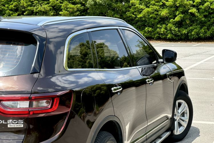 Used Renault Koleos 2018 2.0L Two-Wheel-Drive Luxury Edition Exterior 3