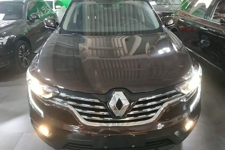 Used Renault Koleos 2018 2.0L Two-Wheel Drive Leading Edition Front
