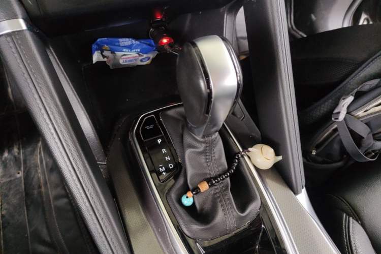 Used Renault Koleos 2018 2.0L Two-Wheel Drive Leading Edition Gear Lever