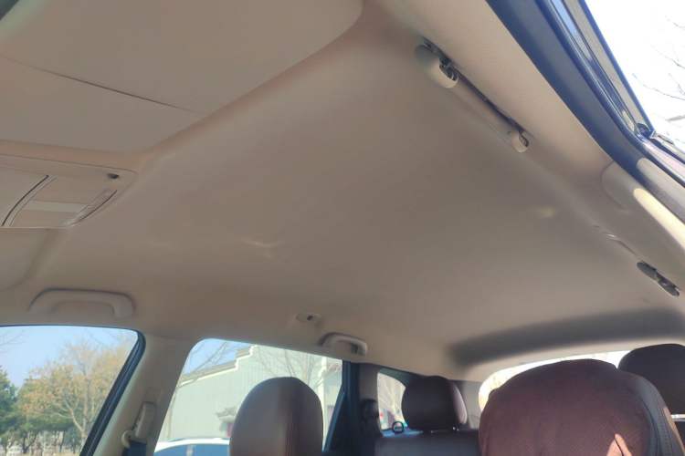 Used Renault Koleos 2018 2.0L Two-Wheel Drive Comfort Edition Headliner