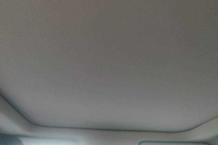 Used Renault Koleos 2018 2.0L Two-Wheel-Drive Luxury Edition Headliner