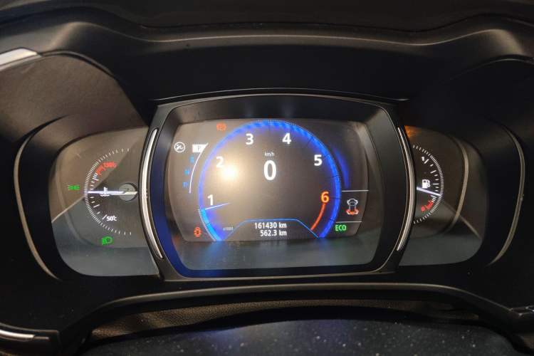Used Renault Koleos 2018 2.0L Two-Wheel-Drive Luxury Edition Instrument Cluster