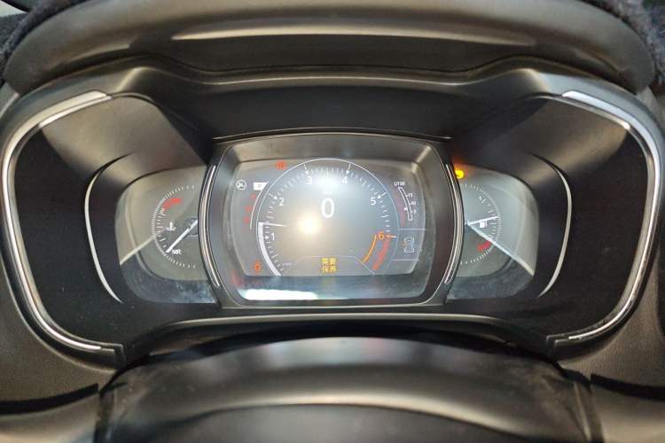 Used Renault Koleos 2018 2.0L Two-Wheel Drive Comfort Edition Instrument Cluster