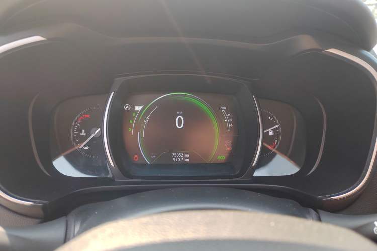 Used Renault Koleos 2018 2.0L Two-Wheel Drive Comfort Edition Instrument Cluster