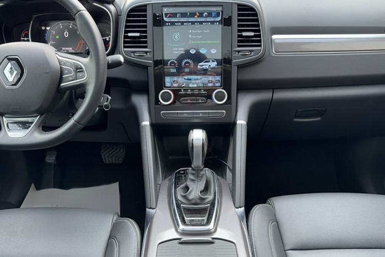 Used Renault Koleos 2018 2.0L Two-Wheel Drive Leading Edition Interior 2