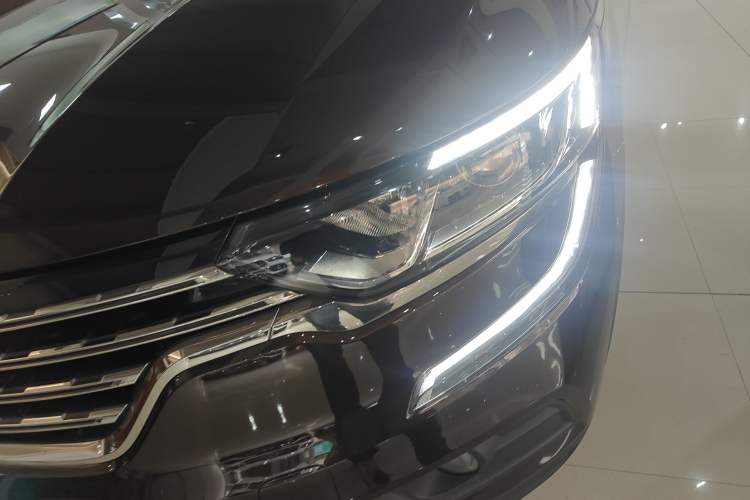 Used Renault Koleos 2018 2.0L Two-Wheel Drive Leading Edition Left Front Headlight