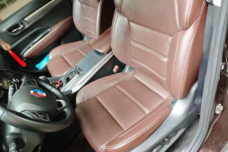 Used Renault Koleos 2018 2.5L Two-Wheel Drive Prestige Edition Left Front Seat