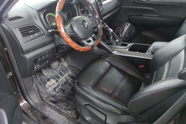 Used Renault Koleos 2018 2.0L Two-Wheel Drive Leading Edition Left Front Seat