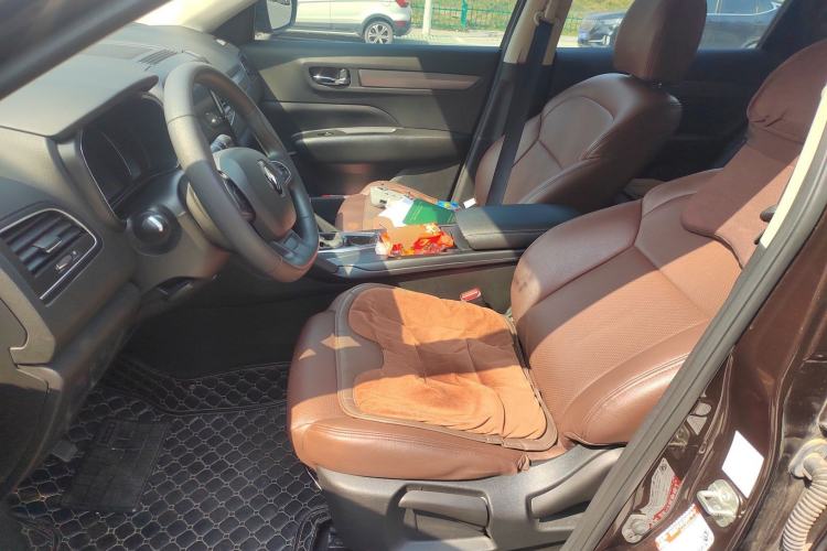 Used Renault Koleos 2018 2.0L Two-Wheel Drive Comfort Edition Left Front Seat