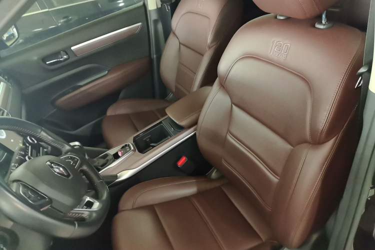 Used Renault Koleos 2018 2.0L Two-Wheel Drive 120th Anniversary Limited Edition Left Front Seat