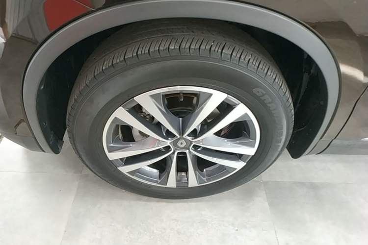 Used Renault Koleos 2018 2.0L Two-Wheel Drive 120th Anniversary Limited Edition Left Front Wheel Hub