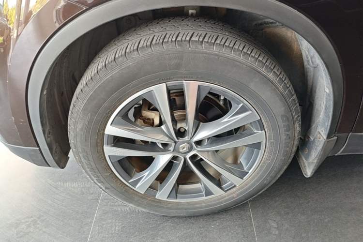 Used Renault Koleos 2018 2.0L Two-Wheel Drive 120th Anniversary Limited Edition Left Front Wheel Hub