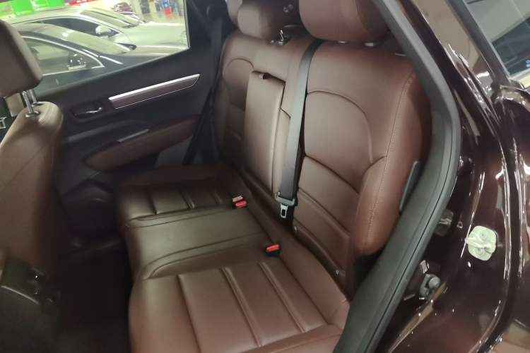 Used Renault Koleos 2018 2.0L Two-Wheel Drive 120th Anniversary Limited Edition Left Rear Seat