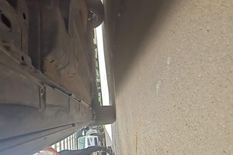 Used Renault Koleos 2018 2.0L Two-Wheel Drive 120th Anniversary Limited Edition Left Side Sill