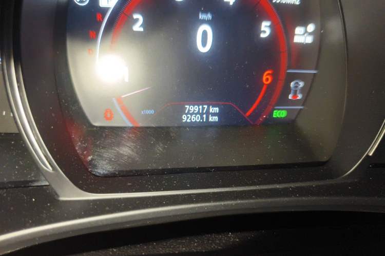 Used Renault Koleos 2018 2.0L Two-Wheel Drive Comfort Edition Odometer Close Up