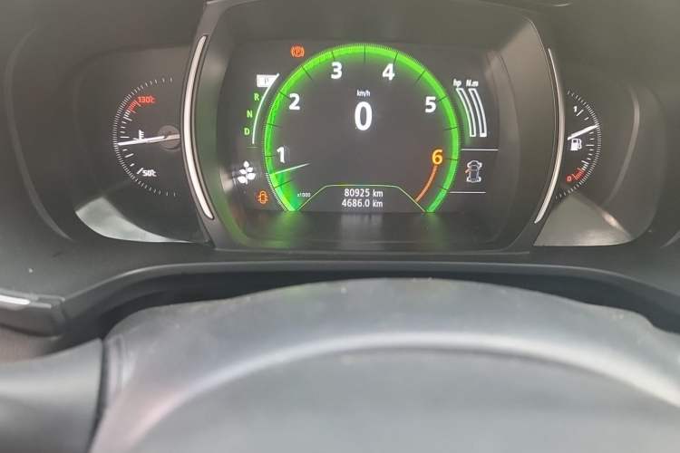 Used Renault Koleos 2018 2.0L Two-Wheel-Drive Luxury Edition Odometer Close Up