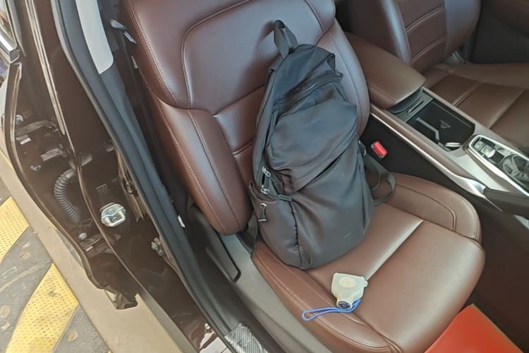 Used Renault Koleos 2018 2.0L Two-Wheel Drive 120th Anniversary Limited Edition Right Front Seat