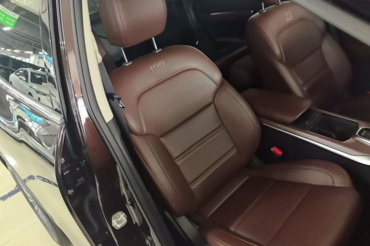 Used Renault Koleos 2018 2.0L Two-Wheel Drive 120th Anniversary Limited Edition Right Front Seat