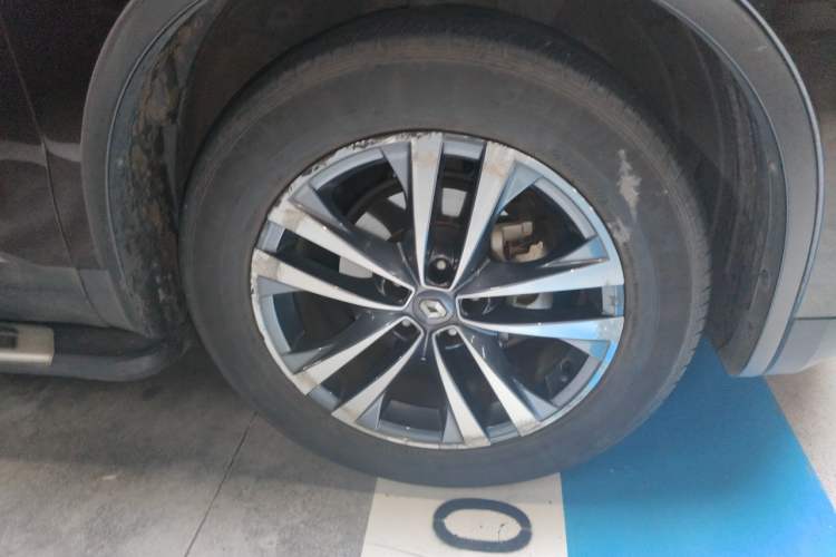Used Renault Koleos 2018 2.0L Two-Wheel Drive 120th Anniversary Limited Edition Right Front Wheel Hub