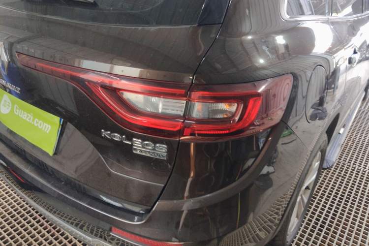 Used Renault Koleos 2018 2.0L Two-Wheel-Drive Luxury Edition Right Rear Taillight