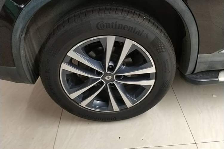 Used Renault Koleos 2018 2.5L Two-Wheel Drive 120th Anniversary Limited Edition Right Rear Wheel Hub