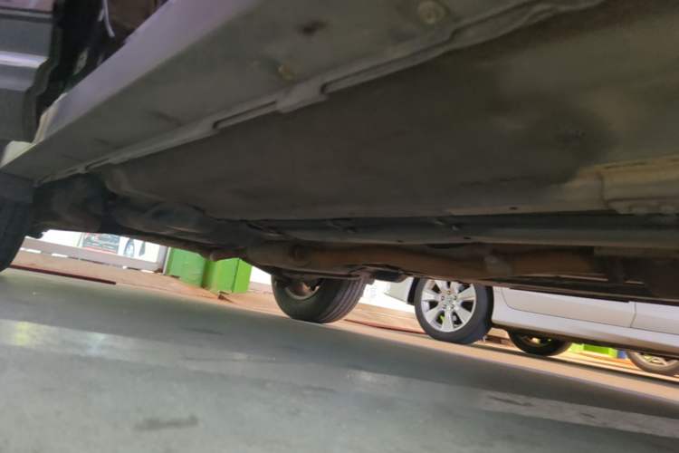 Used Renault Koleos 2018 2.0L Two-Wheel-Drive Luxury Edition Right Side Sill