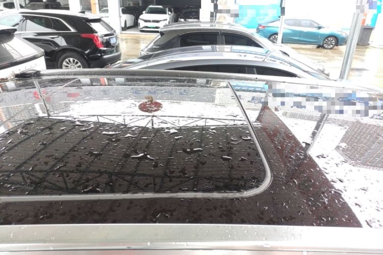 Used Renault Koleos 2018 2.0L Two-Wheel Drive Leading Edition Roof