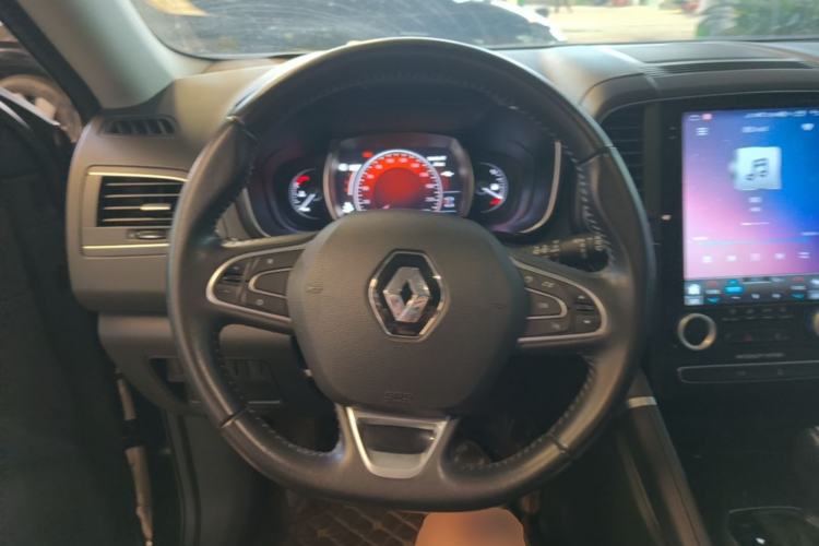Used Renault Koleos 2018 2.0L Two-Wheel-Drive Luxury Edition Steering Wheel