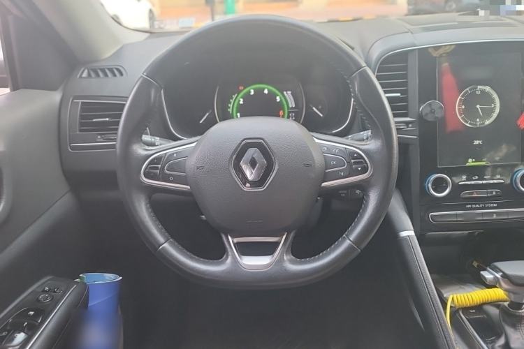 Used Renault Koleos 2018 2.0L Two-Wheel-Drive Luxury Edition Steering Wheel
