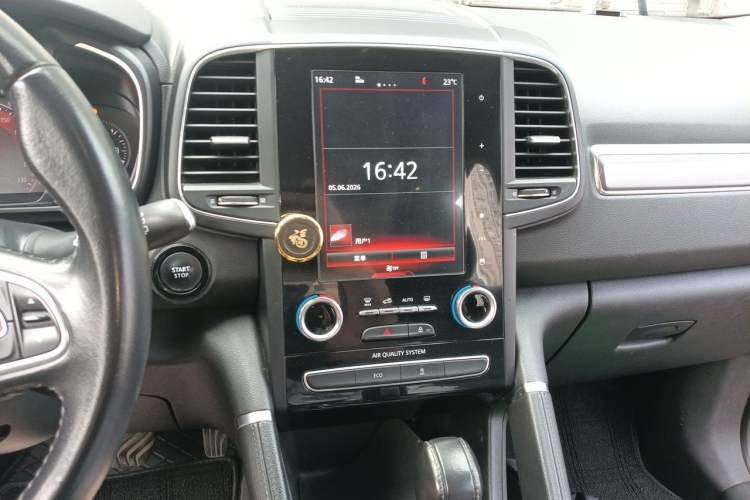 Used Renault Koleos 2018 2.5L Four-Wheel Drive Prestige Edition Audio And AC Panel