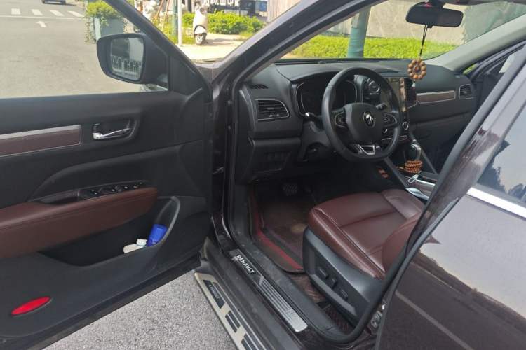 Used Renault Koleos 2018 2.0L Two-Wheel-Drive Luxury Edition Driver Seat