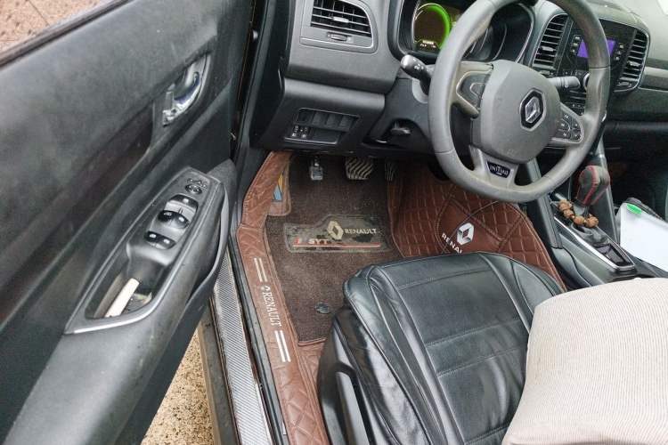 Used Renault Koleos 2018 2.0L Two-Wheel Drive Comfort Edition Driver Seat