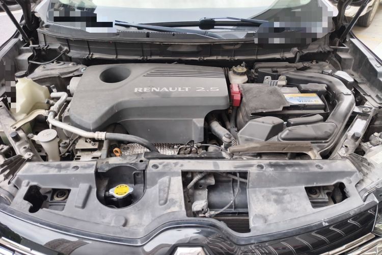 Used Renault Koleos 2018 2.5L Four-Wheel Drive Ultimate Edition Engine Bay