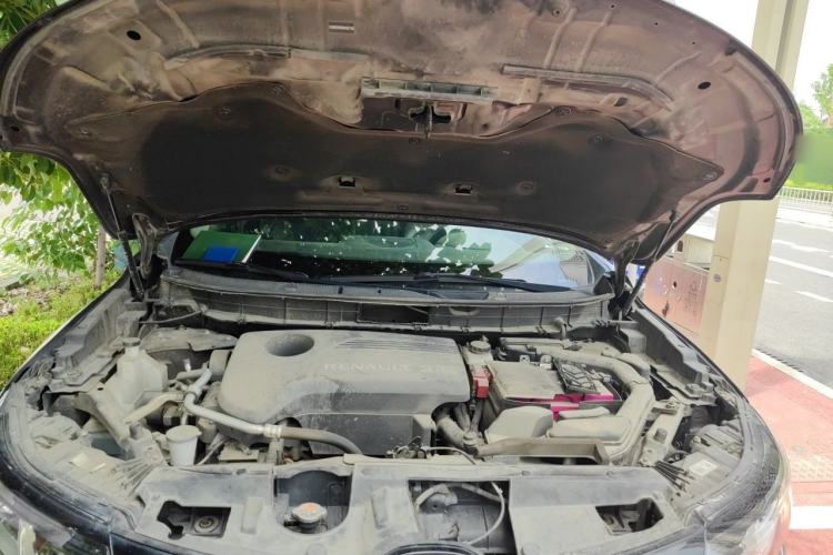 Used Renault Koleos 2018 2.5L Two-Wheel Drive Prestige Edition Engine Bay