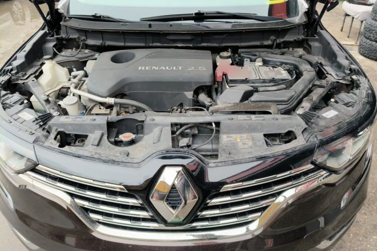 Used Renault Koleos 2018 2.5L Two-Wheel Drive Prestige Edition Engine Bay