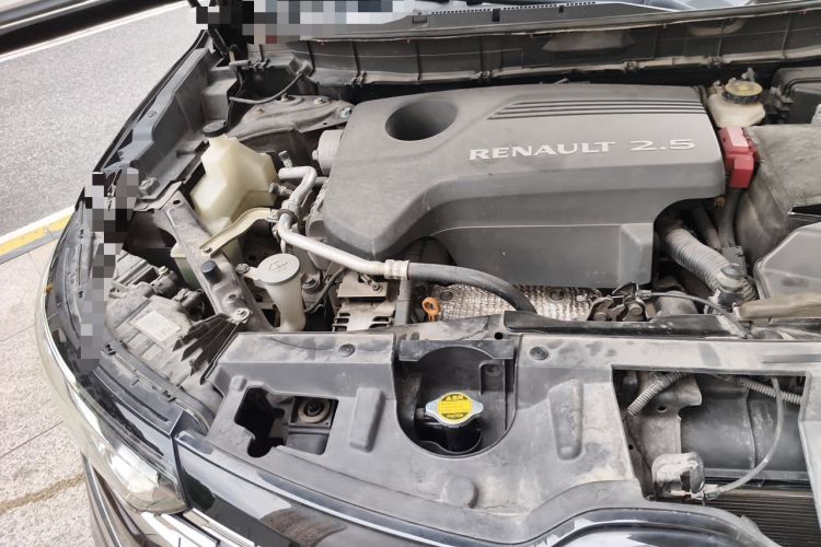 Used Renault Koleos 2018 2.5L Four-Wheel Drive Ultimate Edition Engine Bay Right