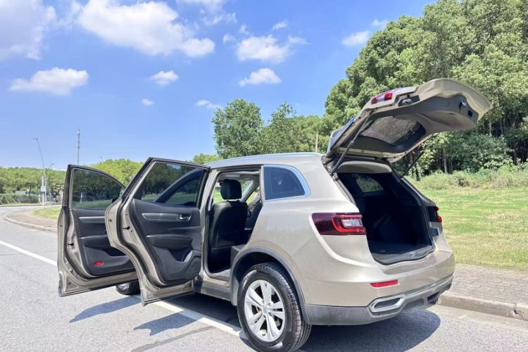 Used Renault Koleos 2018 2.0L Two-Wheel-Drive Luxury Edition Exterior 5