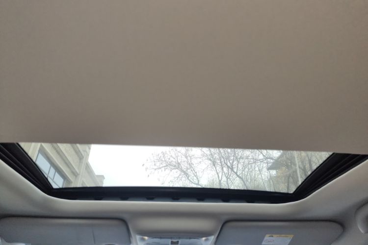 Used Renault Koleos 2018 2.0L Two-Wheel-Drive Luxury Edition Headliner