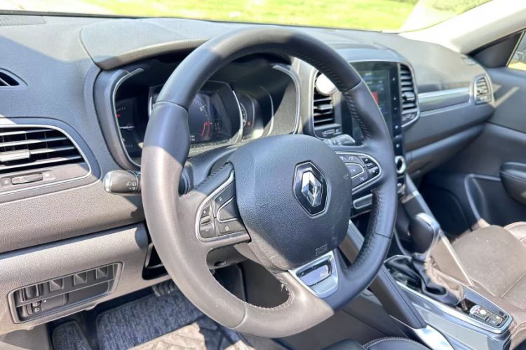Used Renault Koleos 2018 2.0L Two-Wheel-Drive Luxury Edition Interior 1