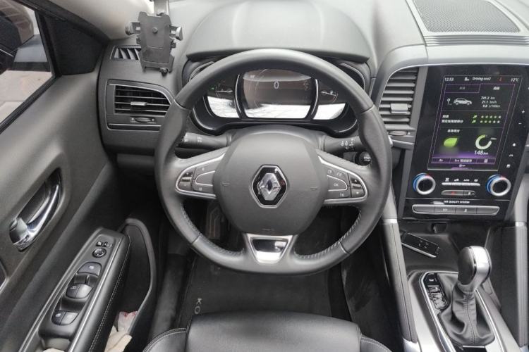 Used Renault Koleos 2018 2.0L Two-Wheel-Drive Luxury Edition Interior 2